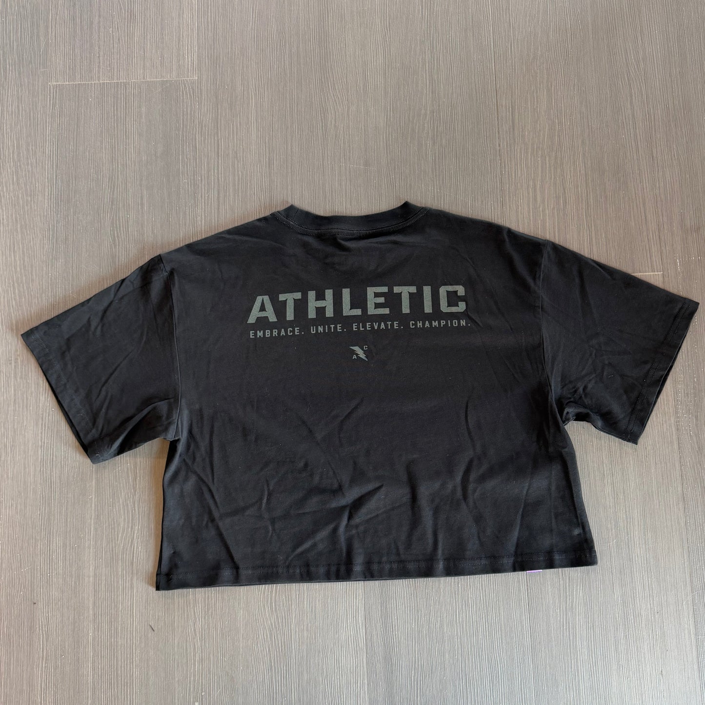 Athletic Club Boise Black Summer Cropped T-Shirt