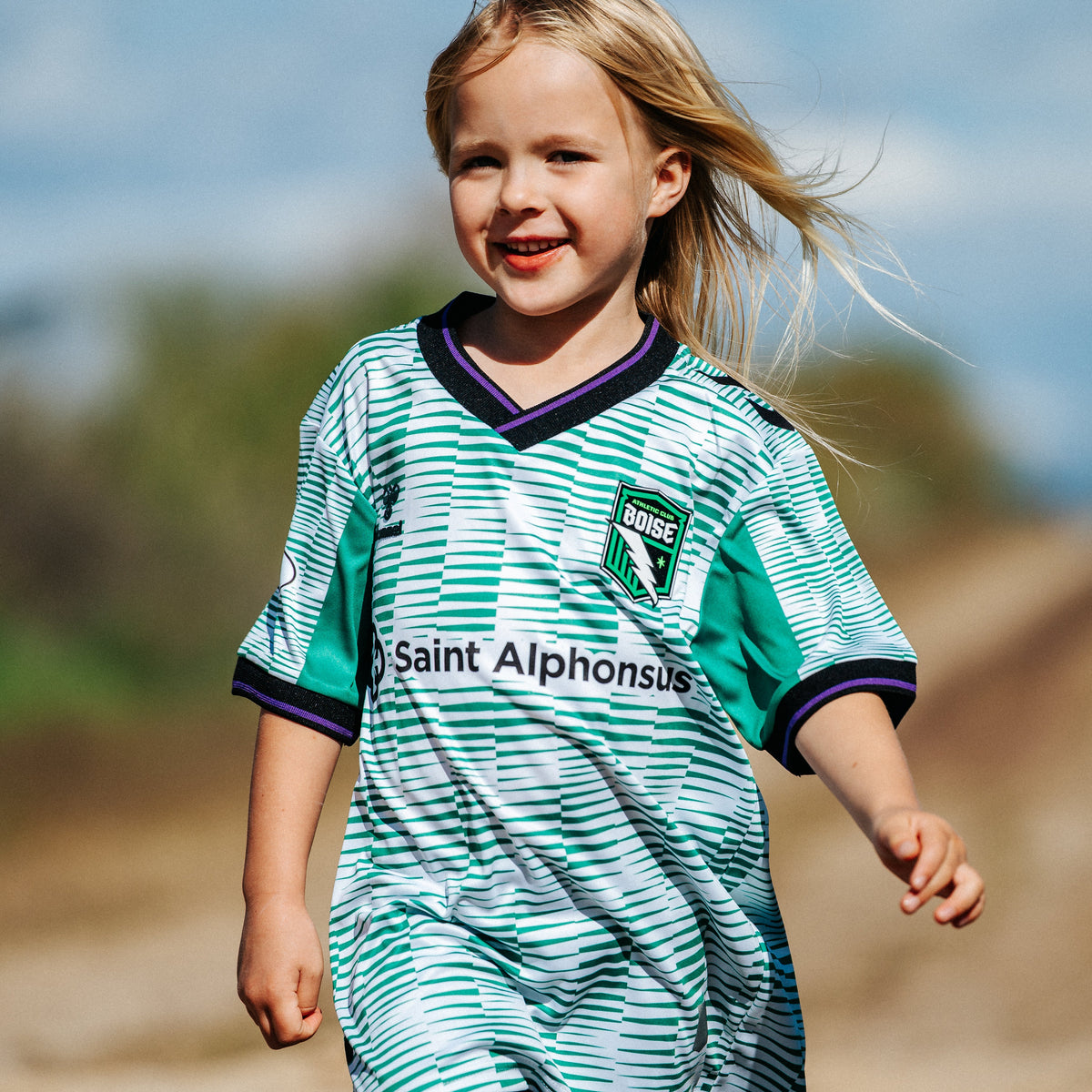 Youth Replica White Away Kit