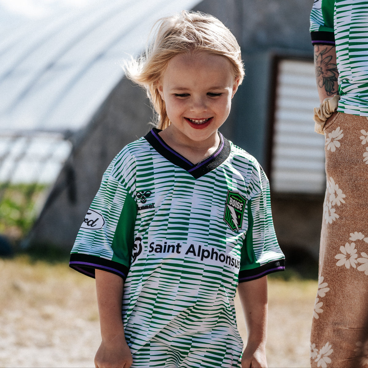 Youth Replica White Away Kit