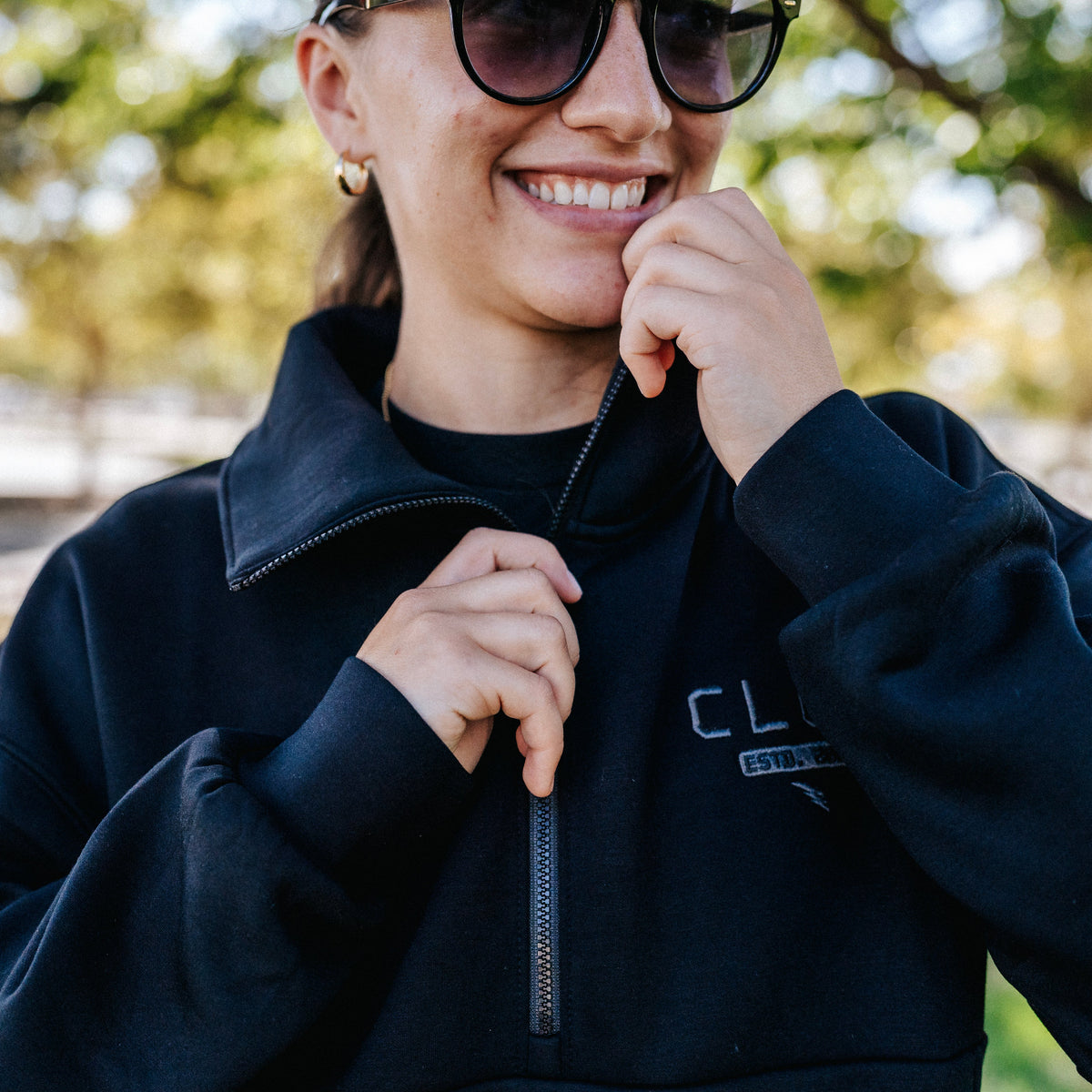 Travis Mathew Women's "Club" 1/4 Zip