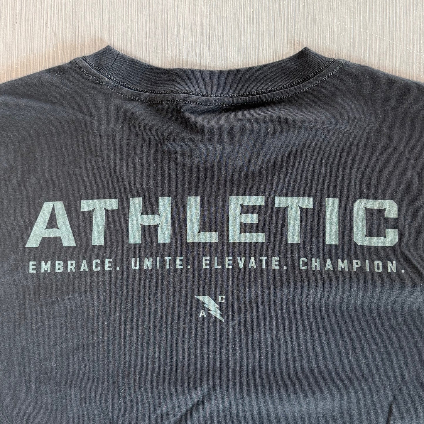 Athletic Club Boise Black Summer Cropped T-Shirt